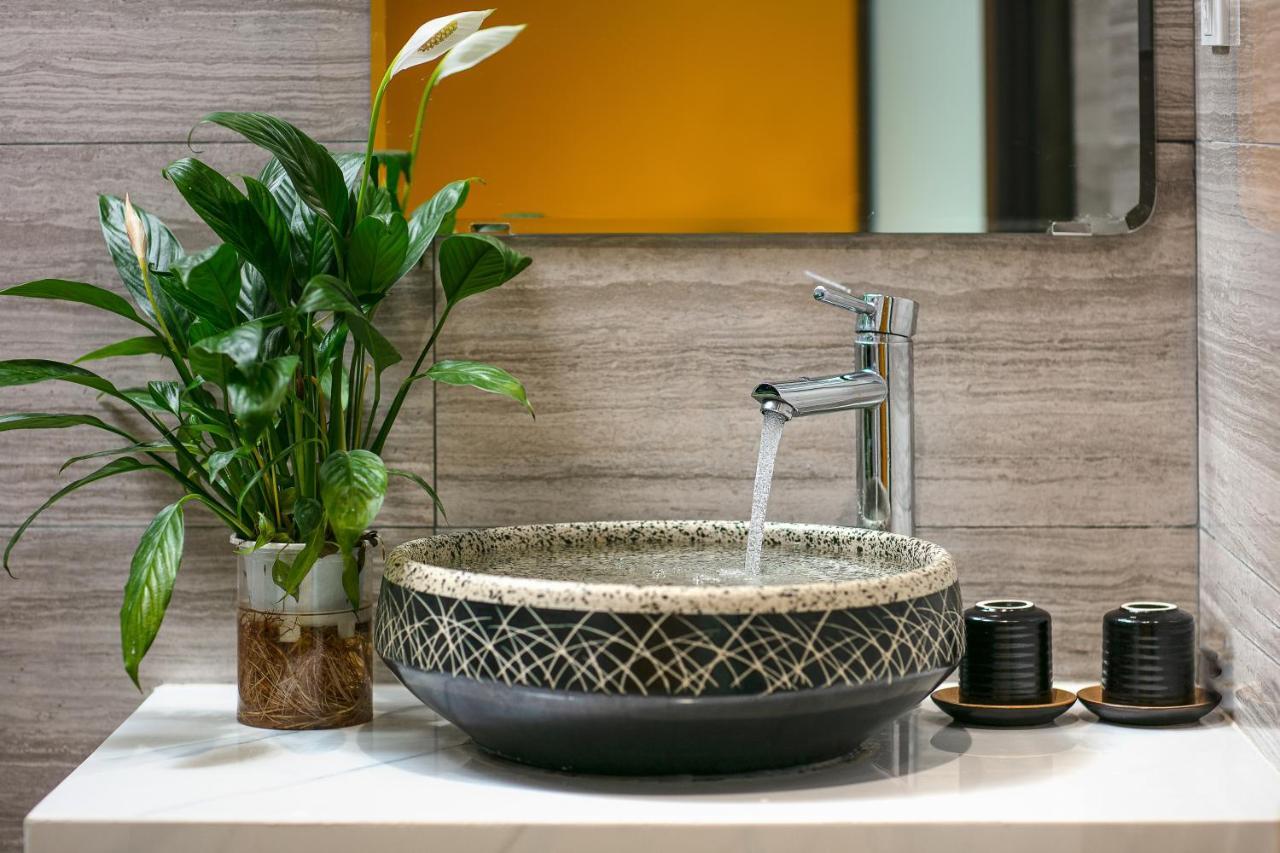 Eden Central Hotel & Spa سابا المظهر الخارجي الصورة